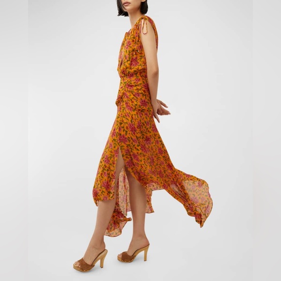 Veronica Beard
Dovima Floral V-Neck Gathered Maxi Dress - Picture 5 of 8
